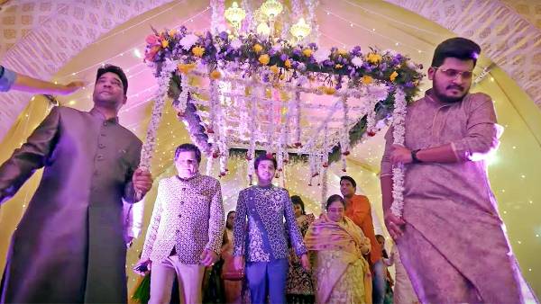  1100కుపైగా సినిమాలు..