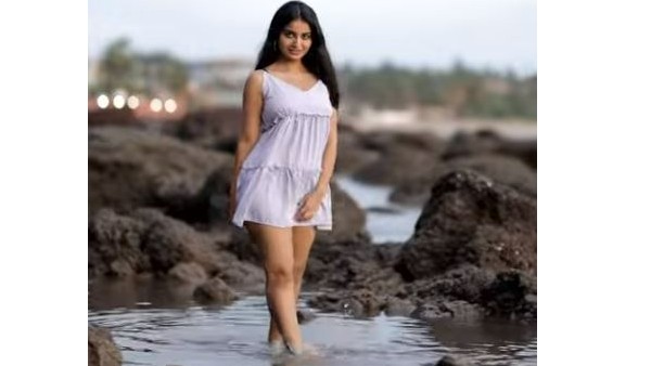 సోషల్ మీడియాలో యమ బిజీగా