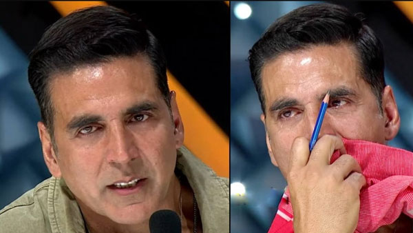 Akshay kumar emotional moment in supar singer 2 show Akshay kumar emotional moment in supar singer 2 show