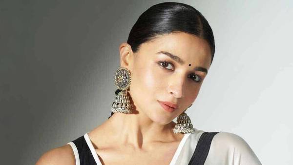 Alia Bhatt: నోరు జారిన RRR​ బ్యూటీ.. రూ. 500 కోట్ల ఫ్లాప్​ బస్టర్​ చేద్దామని ట్రోలింగ్​