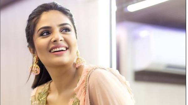 బిగ్ బాస్ తర్వాత ఫుల్ బిజీగా