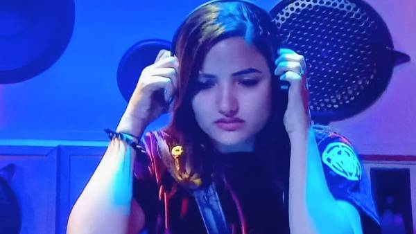 బిగ్ బాస్ ఛాన్స్.. ఆటతో పేరు