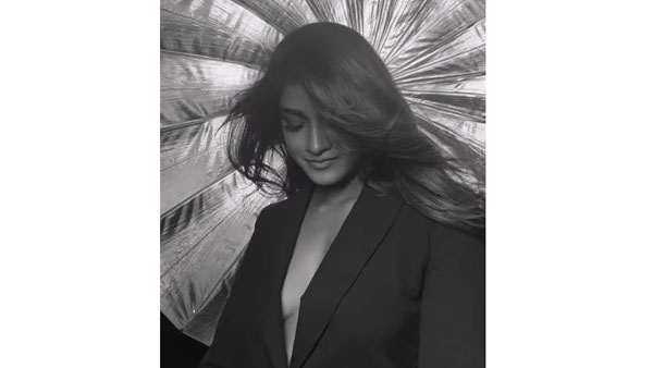 సోషల్ మీడియాలో సందడిగా