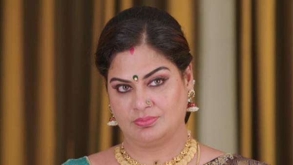 Twist in Guppedantha Manasu Serial Today Episode 537 of August 24th Twist in Guppedantha Manasu Serial Today Episode 537 of August 24th