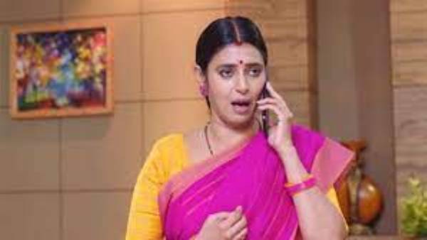 ఇంట్లో వాళ్లకు తులసి ఫోన్ కాల్