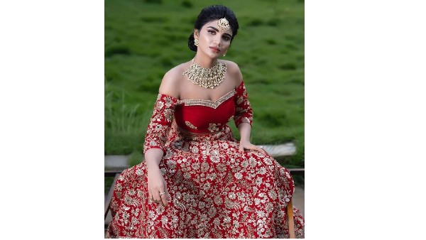 జబర్ధస్త్ వర్ష హాట్ ఫొటో వైరల్