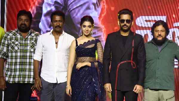 కృతిశెట్టి చాలా షార్ప్