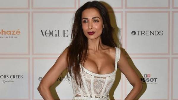  ఐటెం సాంగ్స్‌తో పాపులారిటీ