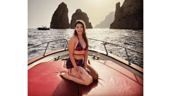 గ్లామర్‌తో రెచ్చగొడుతోన్న నటి