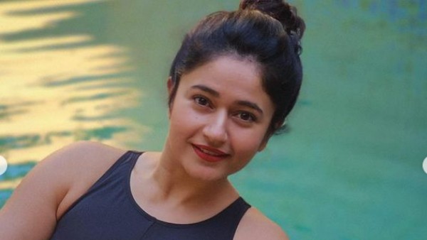 సినిమాలకు దూరంగా ఉంటూ