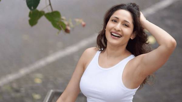 చదువులో బెస్ట్ స్టూడెంట్