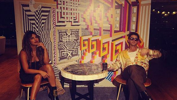 మెక్సికోలో భర్తతో కలిసి