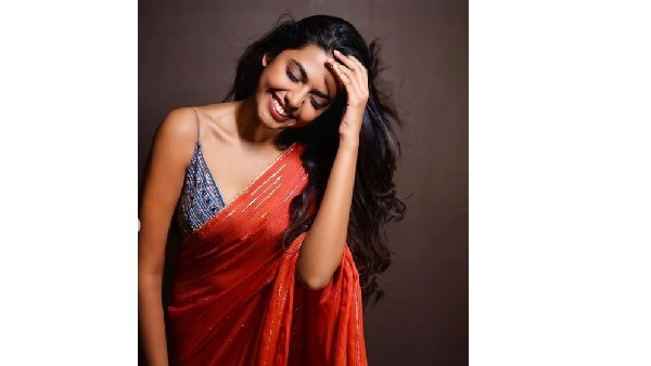 అందాల ఆరబోత తక్కువగానే