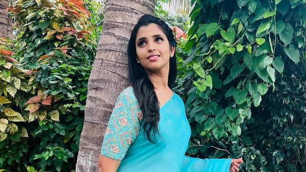 సోషల్ మీడియాలో ఫుల్ బిజీగానే