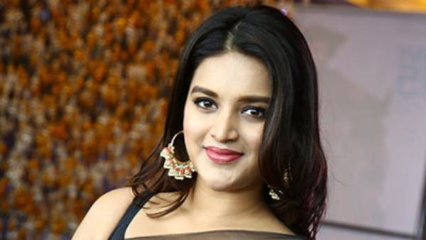 మొదట బాలీవుడ్లో..