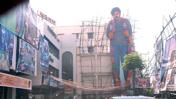 700 లకుపైగా షోలు