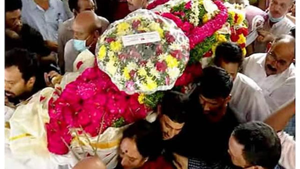 ఆదివారం కన్నుమూత