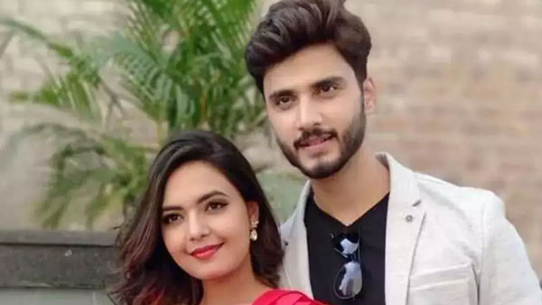 స్పెషల్ కంటెస్టెంట్లుగా జంట రాక