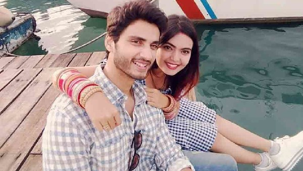 హగ్ కోసం గొడవ.. నాగ్ ఆఫర్‌తో