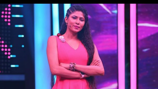 మెట్టలు పెట్టుకుని..