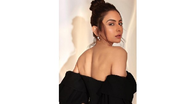 వైరల్​గా మారిన లేటెస్ట్ పిక్స్​..