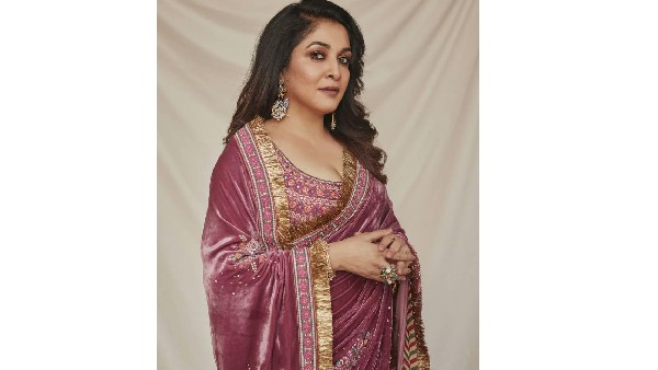 సోషల్ మీడియాలో ఫుల్ బిజీగా