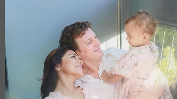 లవ్ మ్యారేజ్.. తల్లై షాకిచ్చింది