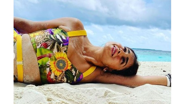 గ్లామర్ ట్రీట్ ఇస్తోన్న హీరోయిన్