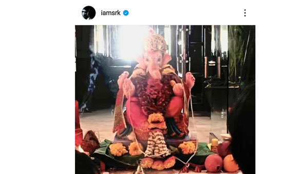 Ganesh idol at Shah Rukh Khan house latest pic viral