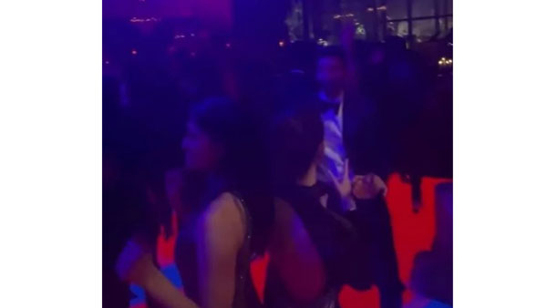 అక్కడకు జంటగా వచ్చారు