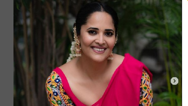 జబర్దస్త్ షోకి యాంకర్ గా..