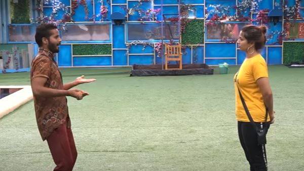 ఇనయా వర్సెస్ శ్రీహాన్