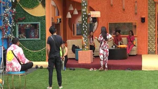 కలర్ గురించి రాజశేఖర్ అనడంతో..