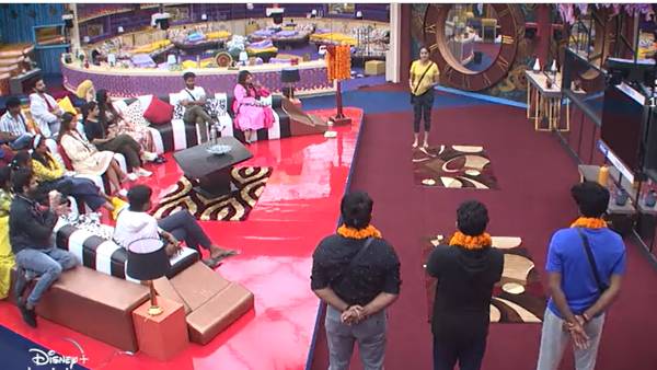 దండ అతనికి హగ్ నాకా