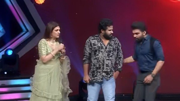 మూవీల్లోనూ... రైటర్‌గానూ సత్తా