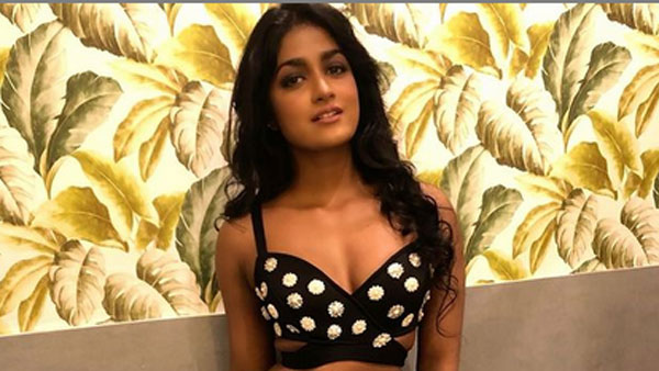 హాట్ ట్రీట్‌తో సెగలు రేపుతూ