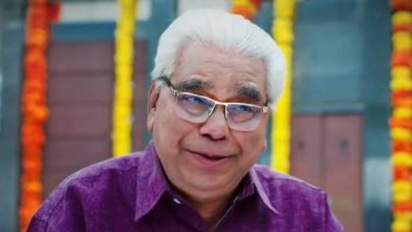 అనసూయ ప్రశ్న.. అడుగు పెట్టేసి