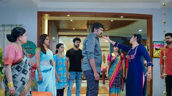 అందరికీ ఇచ్చిపడేసిన తులసి