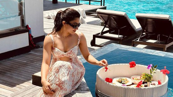 హీరోయిన్‌గా.. నిశ్చితార్థంతో