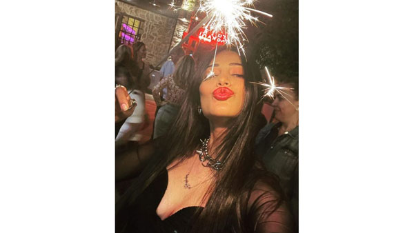 శృతి హాసన్ హాట్ పిక్స్ వైరల్