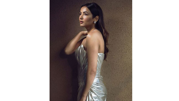  గ్లామర్ ట్రీట్‌తో కాకరేపుతోంది