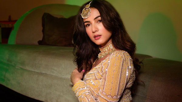  మోడల్‌గానే సత్తా చాటేసింది