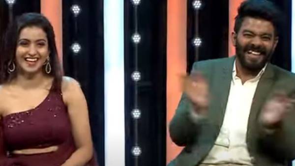  స్కూళ్లో విద్యార్థుల రియాక్షన్స్..