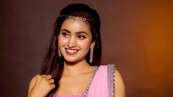 టిక్ టాక్ వీడియోలతో పాపులర్