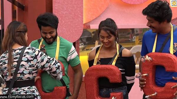 లవ్ ట్రాక్‌లు బాగా.. ఫుల్ పాపులర్