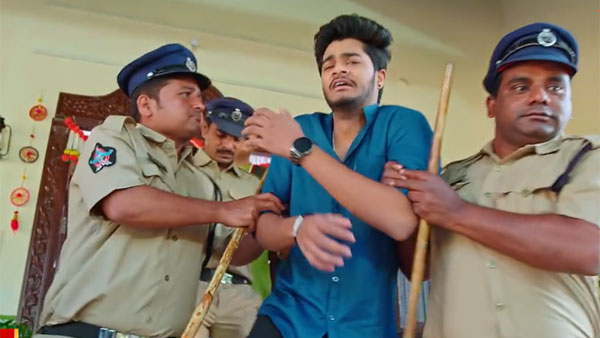 అఖిల్ తప్పు చేయడంతో