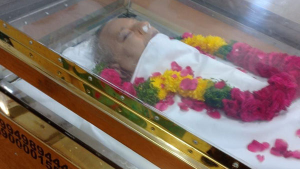 కృష్ణ మరణం.. తీవ్ర విషాదం