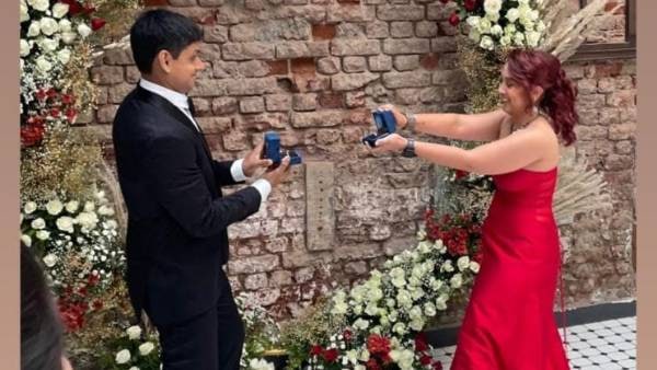 నుపుర్ టెన్నిస్ ఆటగాడు..