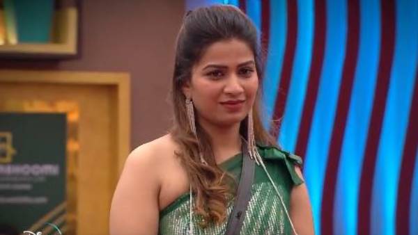 ఇద్దరికి నాగార్జున క్లాస్..