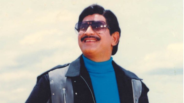 మొండి పట్టు వీడకుండా